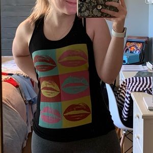 kiss tank top!